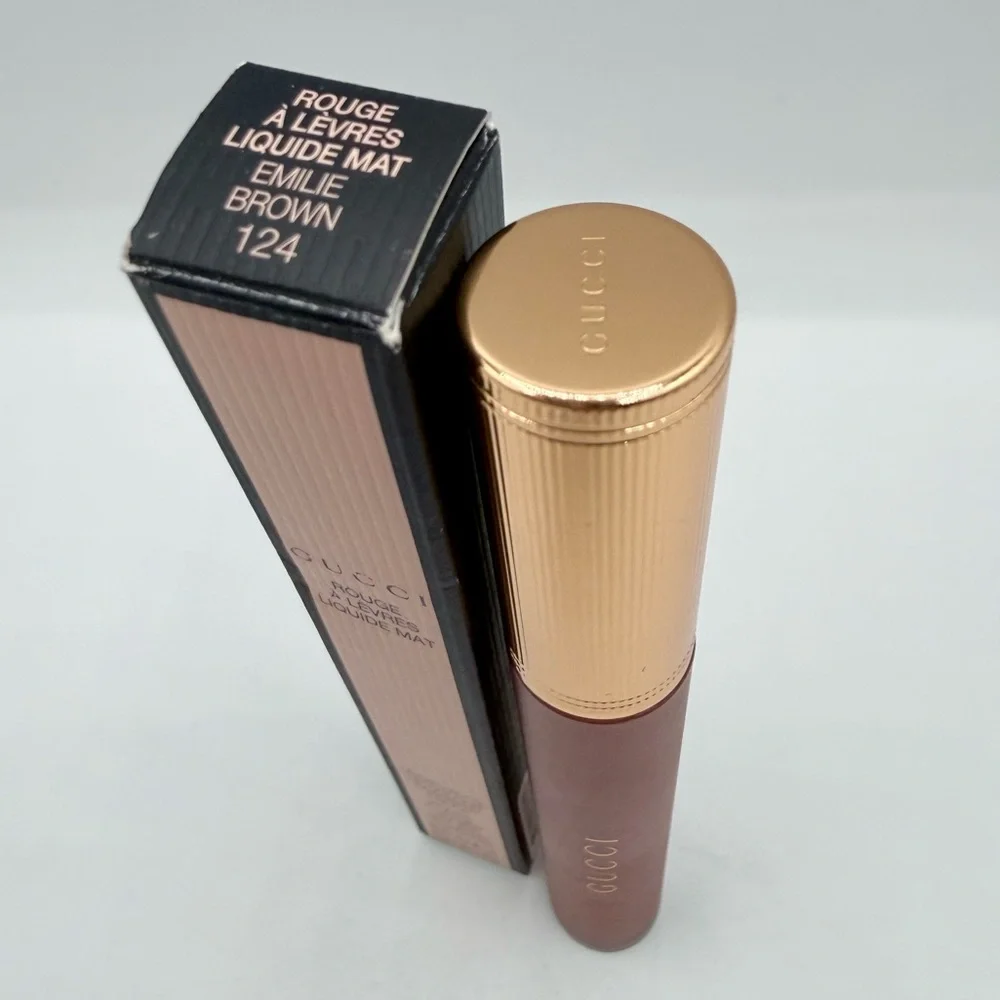 Gucci Rouge À Lèvres Liquide Mat Lipstick shade: 124 EMILIE BROWN